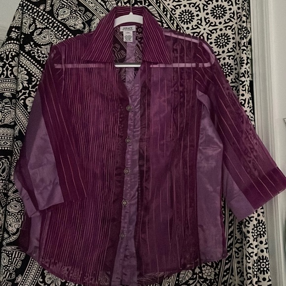 SHEER STRIPED FUCHSIA BLOUSE GRAFFITI BY UM COMPANY💗💗💗 - Picture 6 of 10